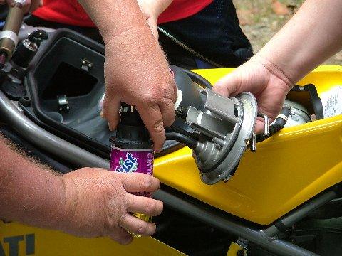 [Getting some assistance trying to check the fuel pump.]