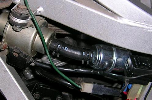 [Fram G3606 fuel filter added to the fuel line.]