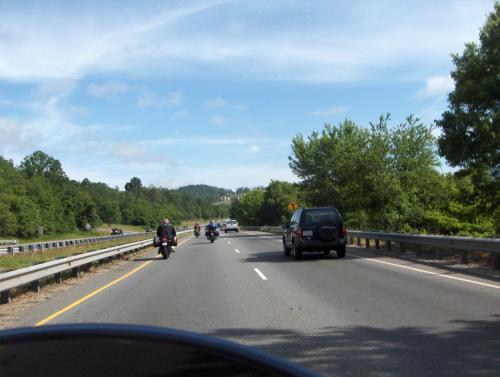 [Cruising down I-85 at the start of the ride.]